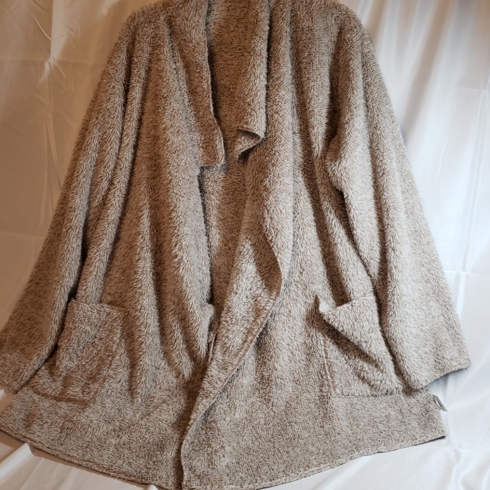 🎁NWT HUE COMFY COZY WRAP - Picture 7 of 7